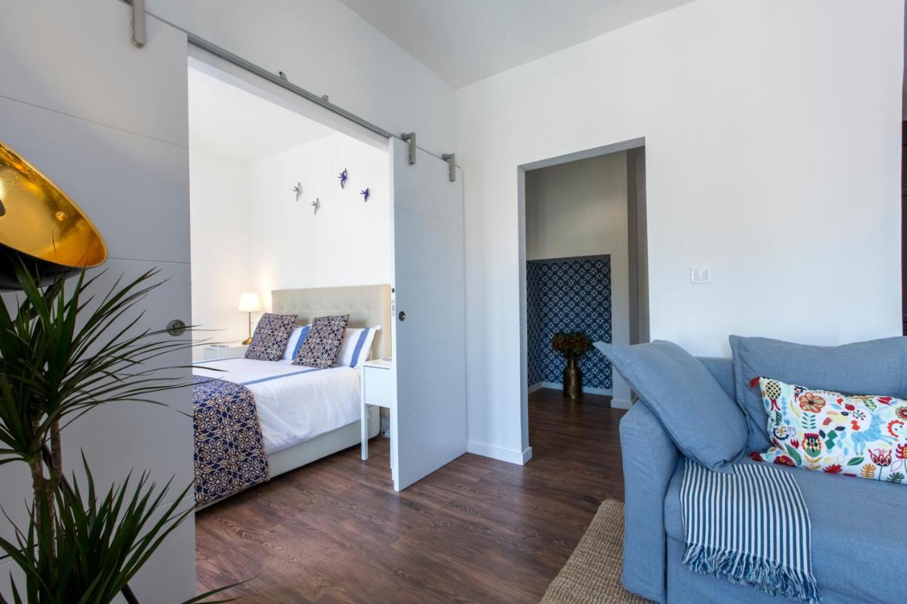 Amazing Downtown Apt With Small Balcony With View Over The Castle Lisboa Eksteriør billede